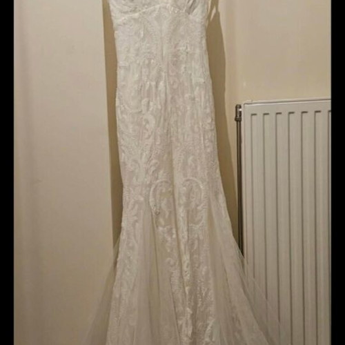 Wedding dress mermaid line with sequins like new