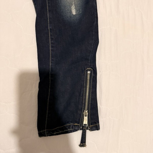 Dsquared2 Distressed Paint Splatter Jeans like new, size 30