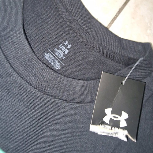 Under Armour black t-shirt new, size L