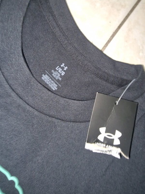 Under Armour black t-shirt new, size L