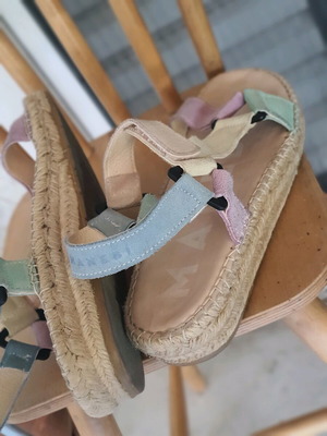 Leather sandals size 40 made in Spain like new, colorful, anatomical