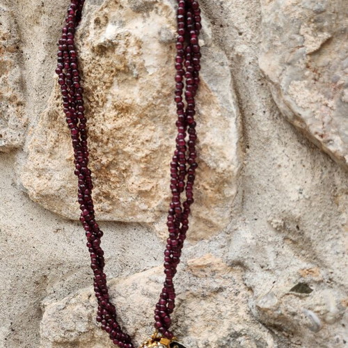 Vintage multilayer necklace with genuine garnet and gold-plated clasp