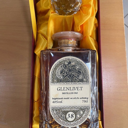 Glenlivet Distilled 1965 Highland Malt Scotch Whiskey new