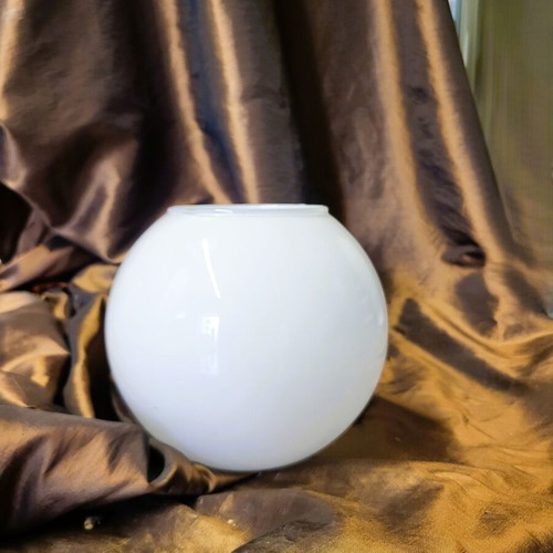 Set of 2 Glass Spherical Vases like new, white and transparent, 16cm
