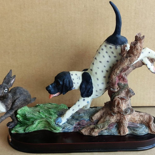 Adeline Collection decorative Pointer dog chasing hare like new