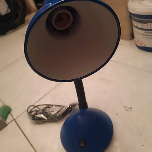 desk lamp