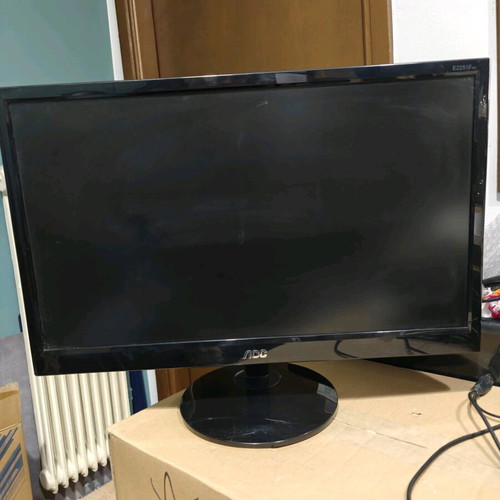 AOC 22" USB (DisplayLink) monitor used, ideal as second screen