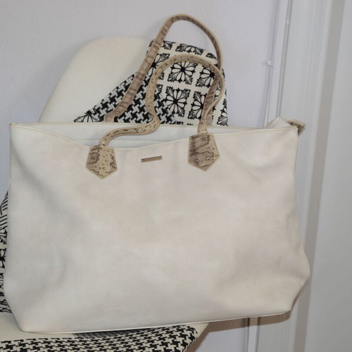 David Jones women's bag like new, beige
