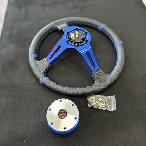 Momo steering wheel blue new with cone and accessories