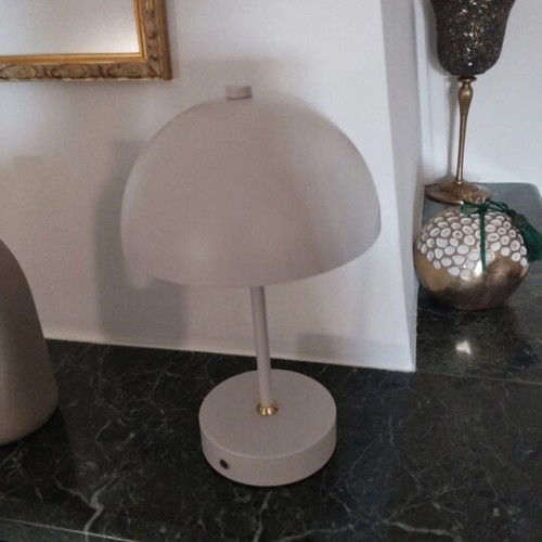 Jysk Kent table lamp like new with adjustable brightness