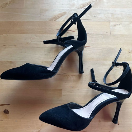 Bershka black heels used, size 36