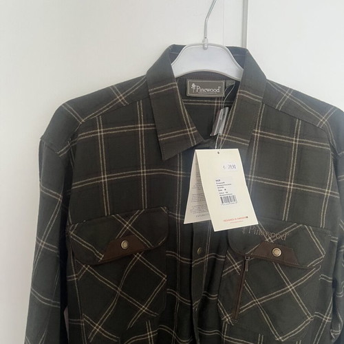Pinewood Sweden Men's Shirt Medium new, 100% cotton
