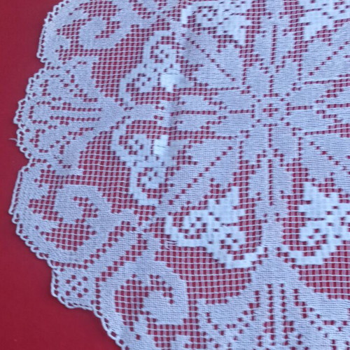 Round filet lace doily handmade vintage 1950 from Tinos