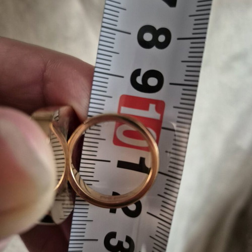 Ring with blue stone like new, gold-colored