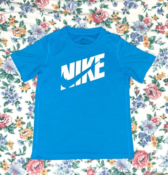 NIKE Γαλάζια μπλούζα