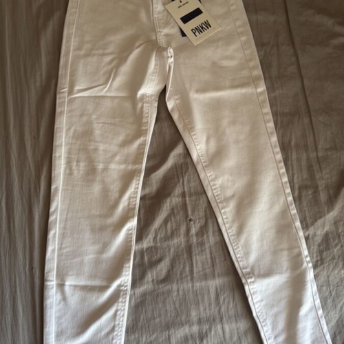 Women's white pants size 34 PNKW new