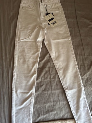 Women's white pants size 34 PNKW new