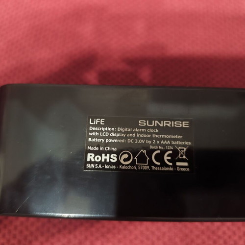 Life digital alarm clock table model like new