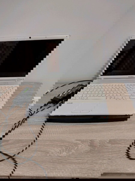 laptop sony vaio μη λειτουργικό για ανταλλακτικά