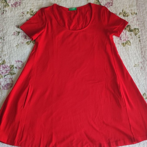 Benetton dress like new, size Medium, red