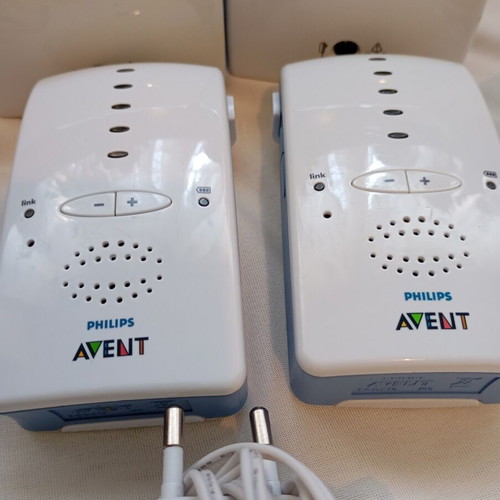 Philips Avent DECT SCD510 baby monitor used for parts or repair