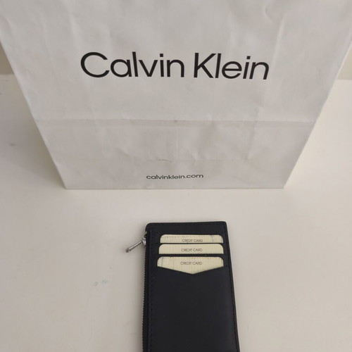 Calvin Klein leather card holder like new, black, 4 card slots