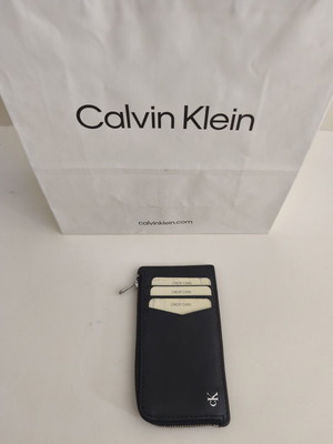 Calvin Klein leather card holder like new, black, 4 card slots
