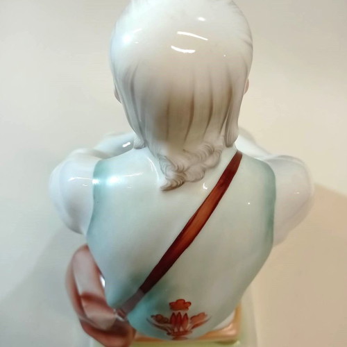 Handmade decorative figurine ZSOLNAY PECS Hungary 1970s in excellent condition