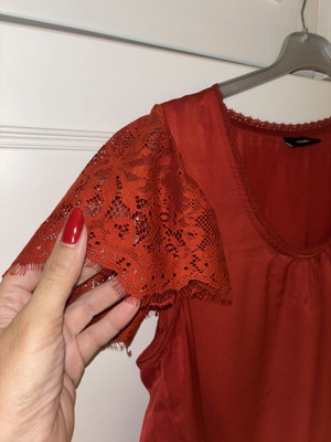 H&M satin top like new, size L