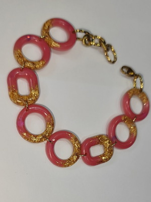 Handmade bracelet pink with gold flakes resin and surgical steel chain