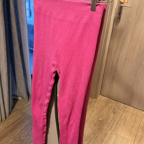 Decoro fuchsia leggings used, sizes S/M