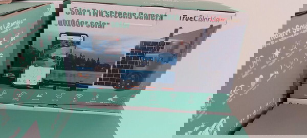  iliaki kamera 4K me karta sim diplou fakou
