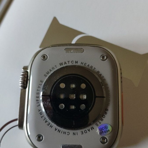 Smart watch DT No1 Ultra 10 new with extra magnetic strap