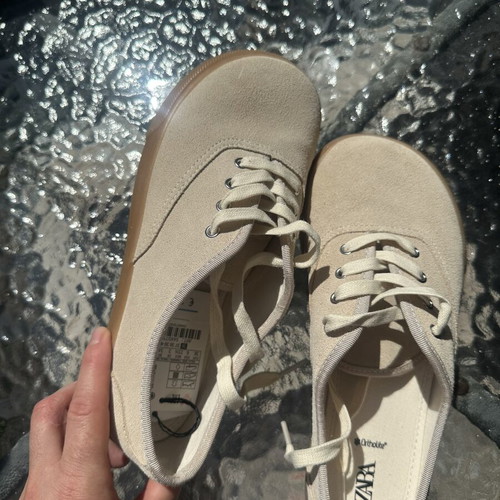 Zara beige boots size 36 new