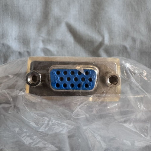 VGA Female to DVI-I Male Adapter like new