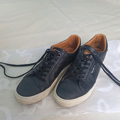 Pepe Jeans sneakers black like new, size 45