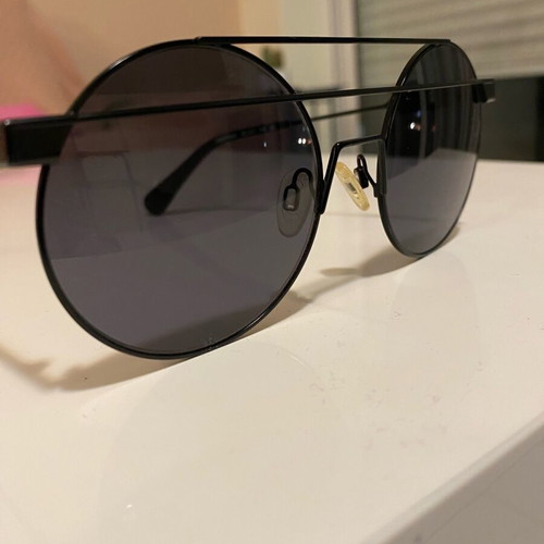 Ill.i by Will I Am sunglasses model WA501s 02 like new, black