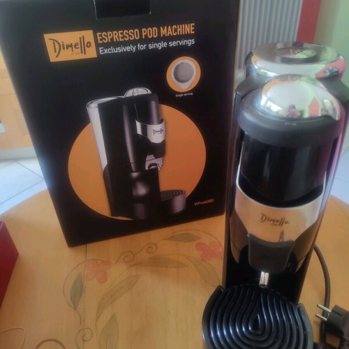 Dimello WPod400 Espresso Coffee Maker like new