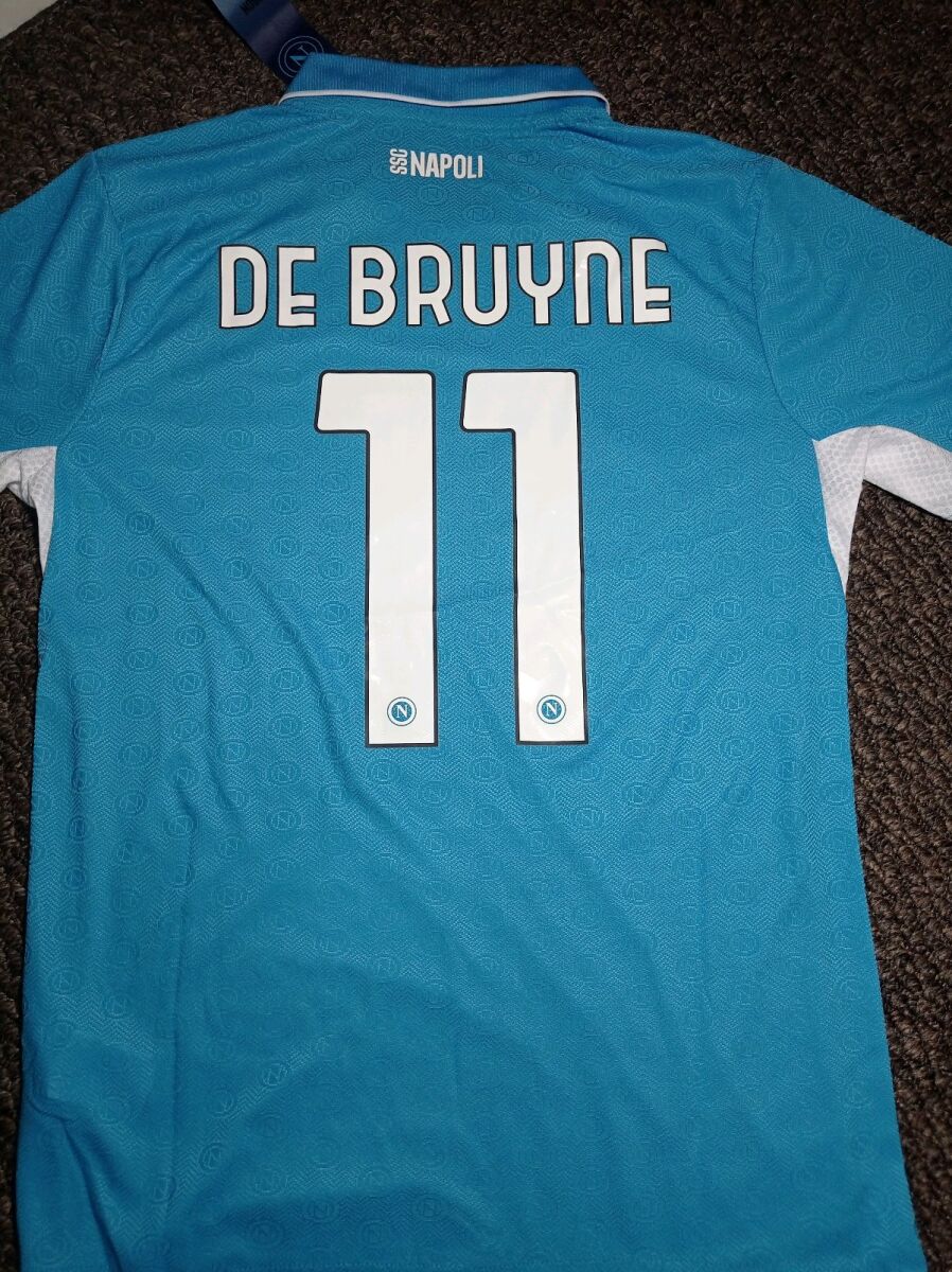 SSC Napoli Player Jersey EA7 Kevin De… - € 43,50 - Vendora.bg