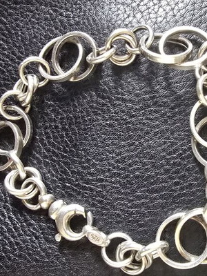 Silver women's bracelet like new