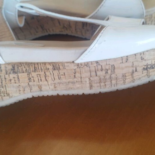 White platform sandals used, size 40, 5cm heel