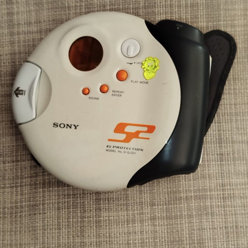 Sony Walkman D-SJ301 CD player S2 G, working
