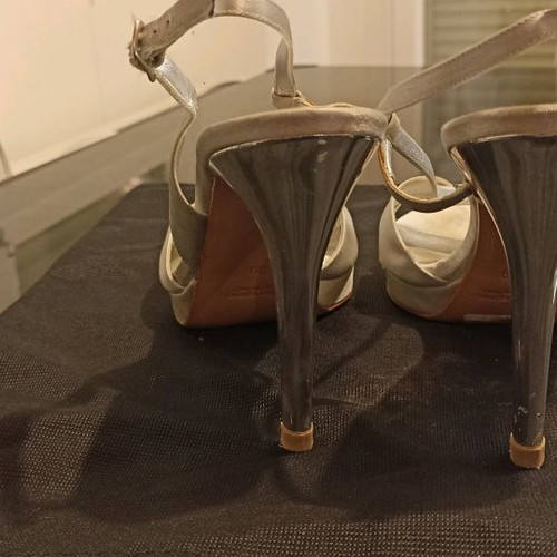 Gilda silver shiny sandal used size 39