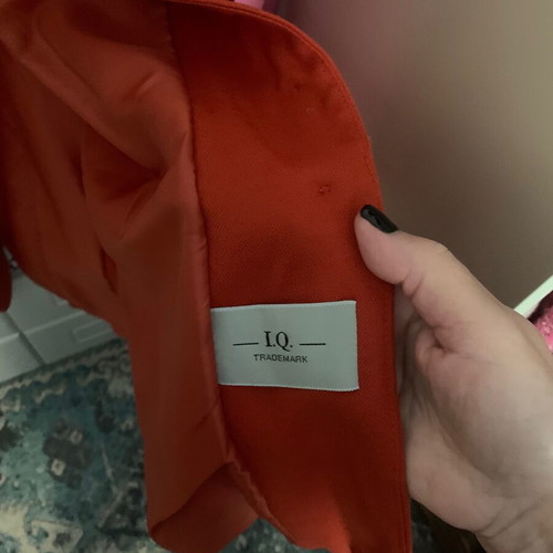 Orange IQ Shoes suit like new, vintage skirt-jacket set