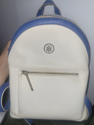 Σακίδιο Tommy Hilfiger μεταχειρισμένο, δίχρωμο άσπρο δερματίνη