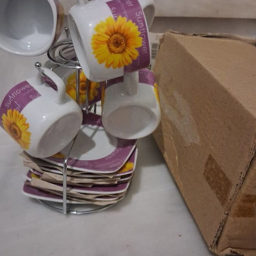 Porcelain coffee cup set with sunflower design, 6 cups and 6 saucers, new