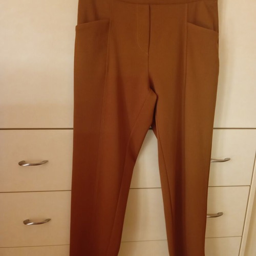 Pants set like new, sizes M and L, blue and pink