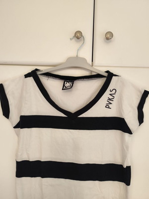 Pukas blouse medium size like new
