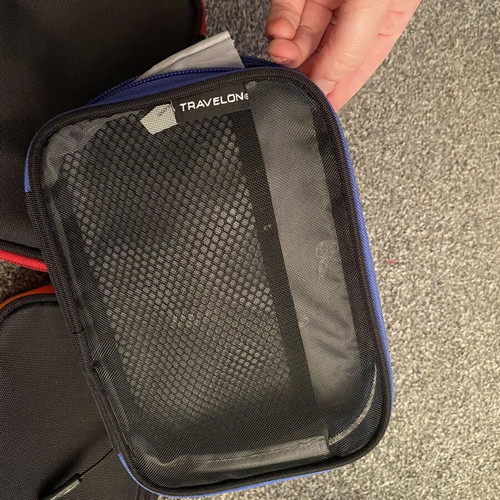 Travelon set of 3 travel toiletries mesh bags like new, black