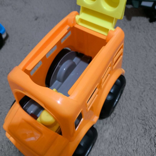 Bus toy with building blocks like new